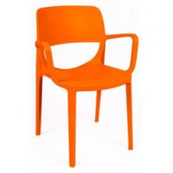 turuncu plastik koltuk