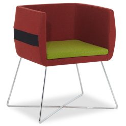 kırmızı yeşil döşemeli misafir koltuğu