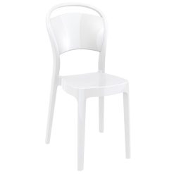 beyaz plastik sandalye