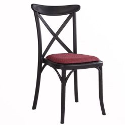 kahverengi plastik sandalye