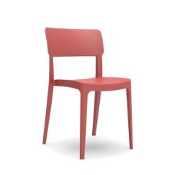 açık kırmızı plastik sandalye